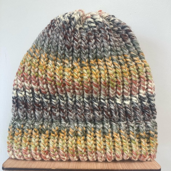 Hand knit beanie earth tones - Picture 2 of 4